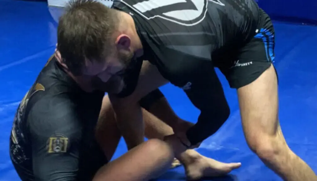 Czym jest BJJ i jakie są zasady?