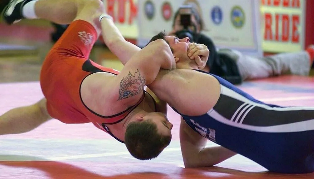 Treningi BJJ, zapasów i kickboxingu w Elblągu